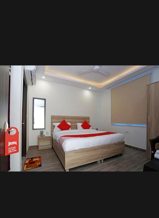 Hotel Golden Bliss At New Delhi Airport Eksteriør billede