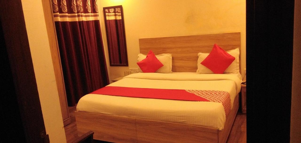 Hotel Golden Bliss At New Delhi Airport Eksteriør billede