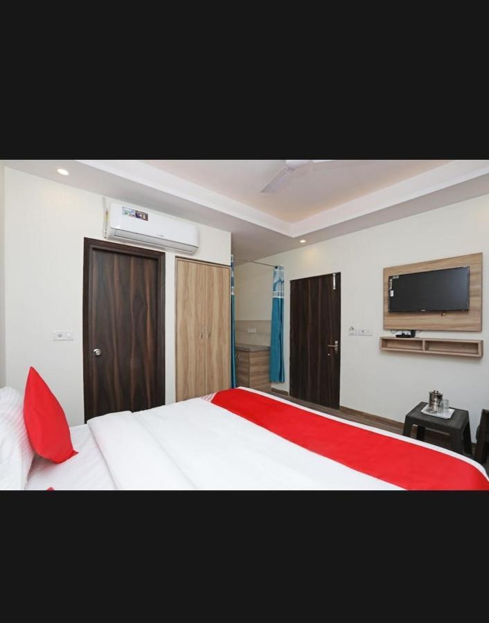 Hotel Golden Bliss At New Delhi Airport Eksteriør billede